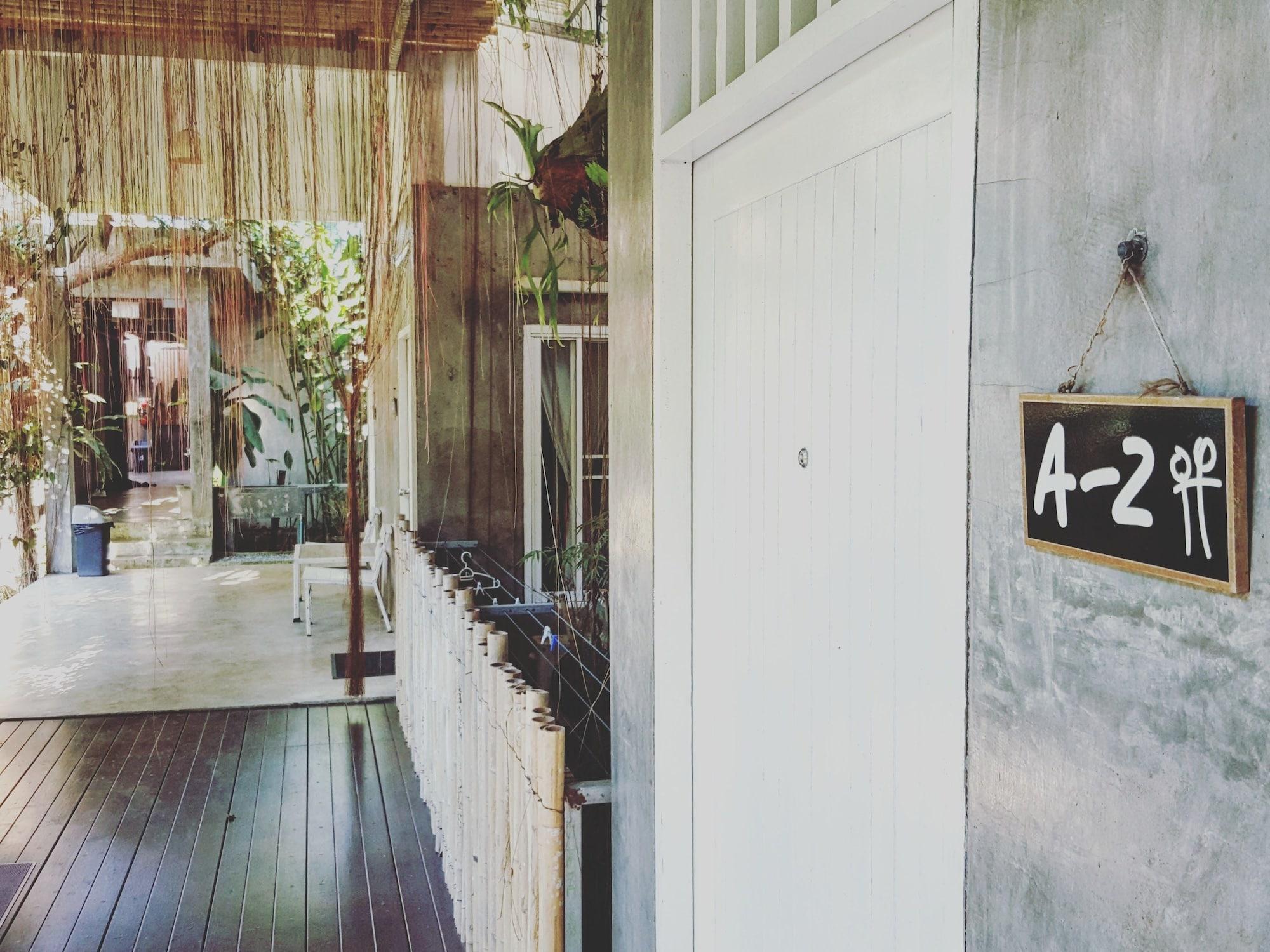 Glur Hostel Ao Nang Ngoại thất bức ảnh