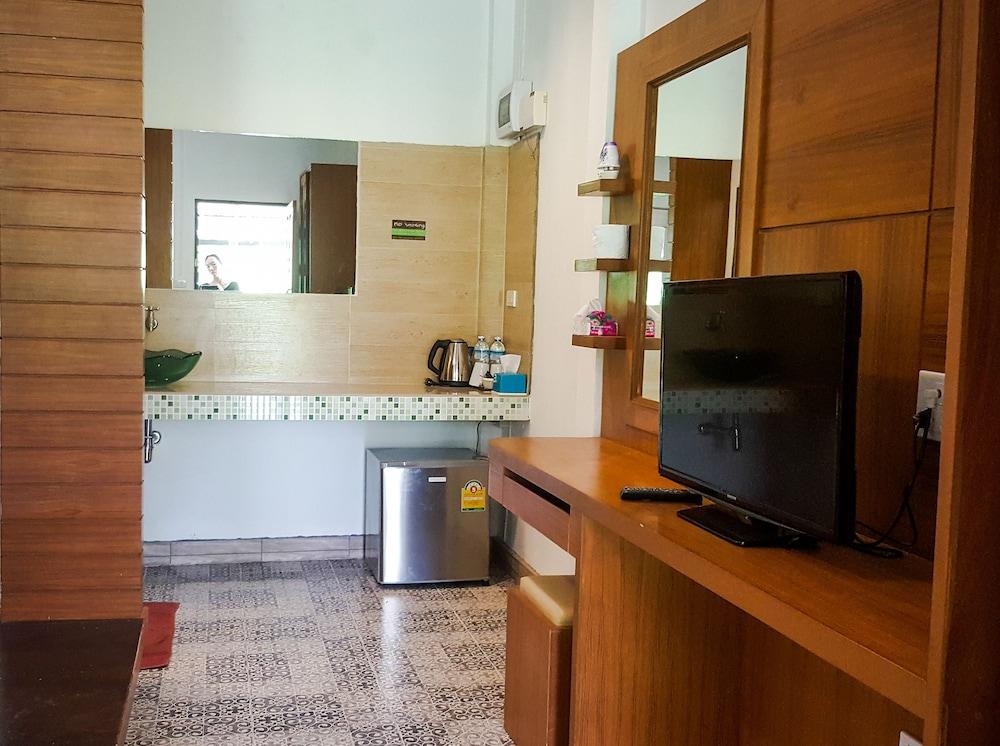Glur Hostel Ao Nang Ngoại thất bức ảnh