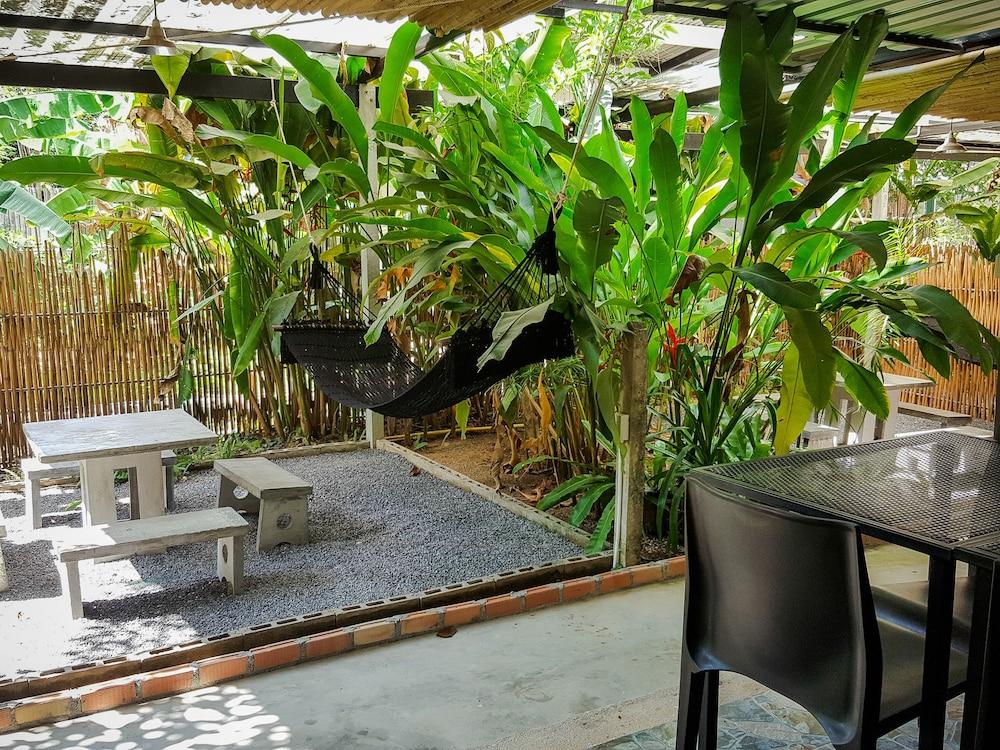 Glur Hostel Ao Nang Ngoại thất bức ảnh