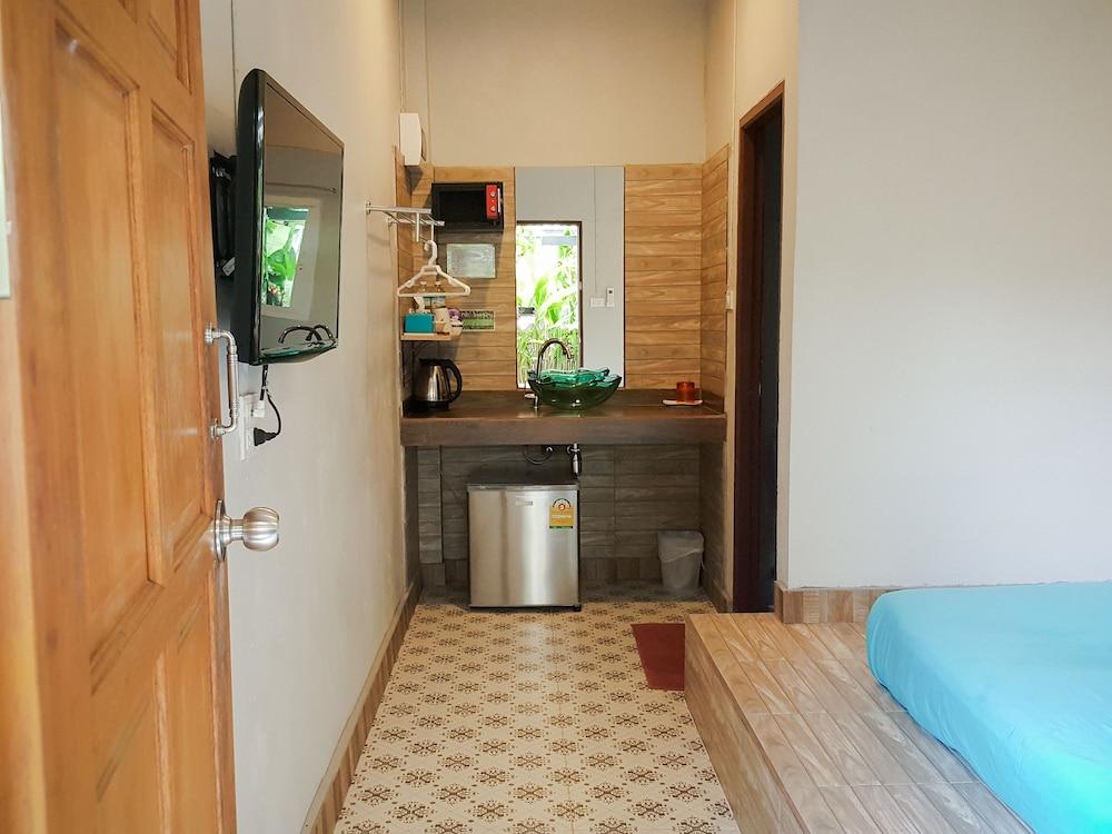 Glur Hostel Ao Nang Ngoại thất bức ảnh