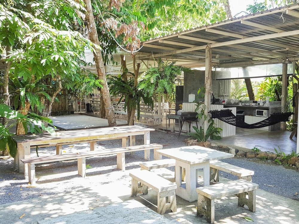 Glur Hostel Ao Nang Ngoại thất bức ảnh